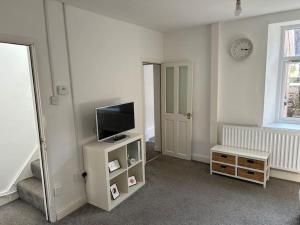 3 bed workers home Welsh Valleys