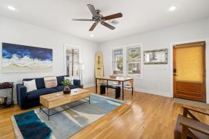 NEW! Casa Fuente - Beautifully Renovated Ybor Bungalow, Steps to 7th Ave