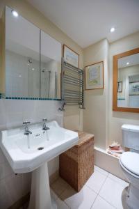 Veeve - Artists Oasis