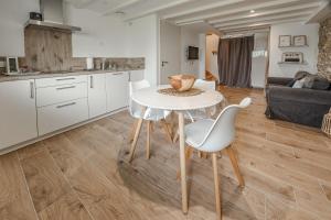 Maisons de vacances Grange Renovee 5 personnes-Gite Le 411 : photos des chambres
