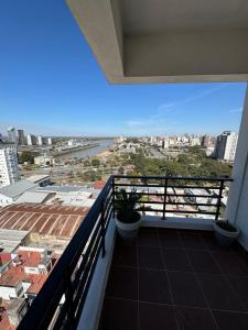 Departamento Exclusivo frente al puerto con cochera