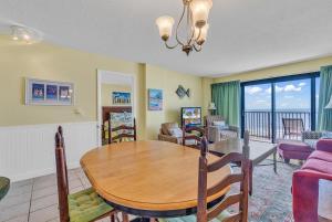 SPT402 Springs Towers Oceanfront 3BR