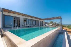 Velika by Vintage Travel - Chrani