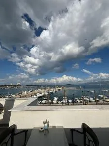 Urla Marin otel - 塞费里希萨尔