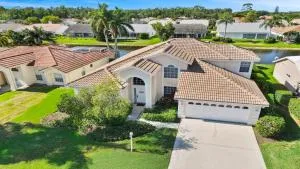 Altaira - Top Location Lake View Pool Spa4 Bed - جزيرة ماركو