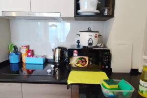 Sams Homestay - 2 BR 2 Bath Windmill Upon Hills