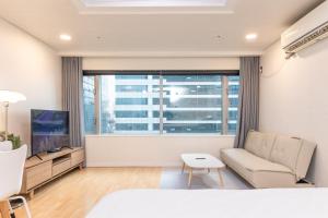 Phòng Có 2 Giường Cỡ Queen (Queen Room with Two Queen Beds)