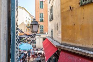 2 Bdr Heart Old Town Nice
