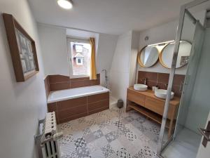 Appartements Lumineux T2 50 m2 - hypercentre Besancon : photos des chambres