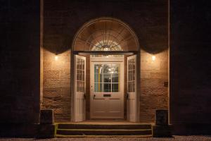 Dabton House
