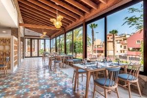 GF GRAN COSTA ADEJE*****