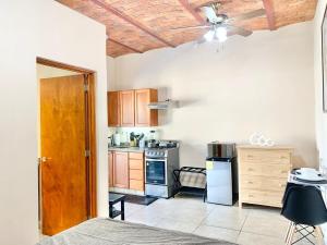 Large-pool 2BR DT Ajijic