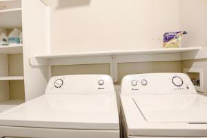 Olathe sleeping Beauty 3bdr and 2 baths