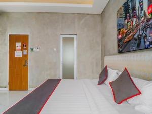 Phòng Đôi Loại Sang (Deluxe Double Room)