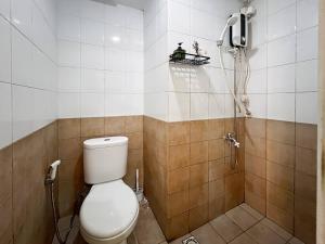 2BR Apt Green Pramuka with Pool & Wi-Fi by 2ndHome