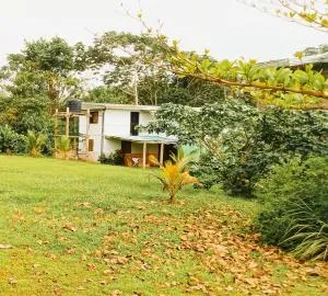 Villa 1200m2 de jardin "100m plage" - Lohendje