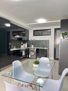 Osheni City Center Apartment