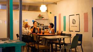 Doña Rose Surf Hostel