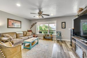 Hiawassee Hideaway Hot Tub, Lake and Mountain Views