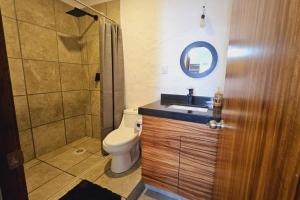 Familiar, amplio y con alberca