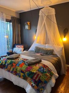 Seaside Getaway @ Swallow House Suite #1