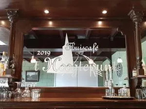 Onder de Blauwe Mantel - Appeltern