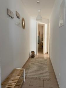 City-Apartment mit Parkplatz & Fahrradraum! Nur 300m zum Stadthafen