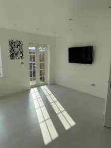 Paper Mill House - Crayford