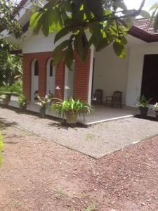 Mango Shades Villa - Mirissa