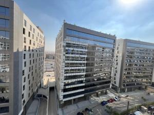 Spacious Apartment with Antique Furnishings & Views