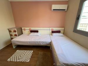 Spacious Apartment with Antique Furnishings & Views