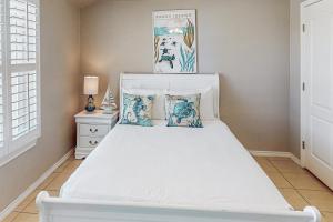 Star Beachside Condominiums 106