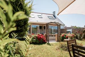 Maisons de vacances Havre de Paix a Pors Carn a 7 mins a pied de la plage : photos des chambres