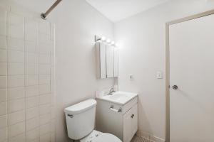 PP 1301 Modern Corporate 2br, pool, Gym