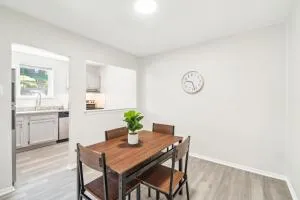 Pine Brook 1218 I Cozy & Comfy I Free Parking - Ньюарк