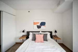 PP 501 Harrisburg Gem 2br, Pool, Parking