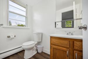 Pine Brook 1108 I Pool Gym I Free Parking !