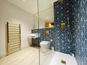 Designer Studio in Edinburgh with Free Parking