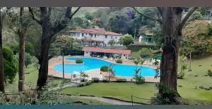 Apartamento Cond Vale do Sol - Hotel em Petrópolis - Itaipava Piscina Cinematográfica - Bom Sucesso