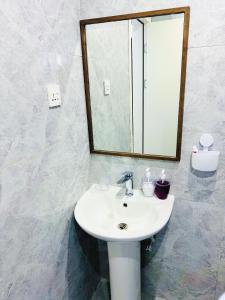 Comfy Studio - Pool & Gym - Kilimani