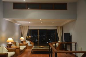 Bayview Villa by AaskResidy