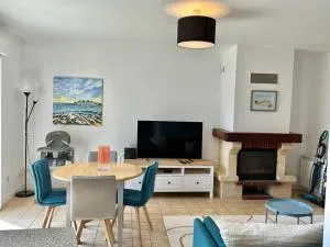 Maison Familiale, Détente au Bord de la Mer - 拉尔莫普拉格