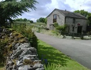 Old Coach House - Elton