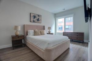 Landing at Hagert and York 1 Bedroom in East Kensington