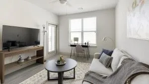 Landing at The Duvall - 2 Bedrooms in Grand Prairie - 邓肯维尔