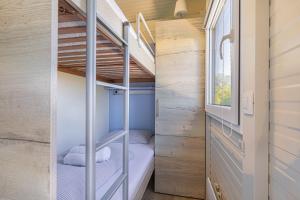 Rooftop Home With Whirlpool & Sauna - Happy Rentals