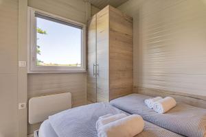 Rooftop Home With Whirlpool & Sauna - Happy Rentals