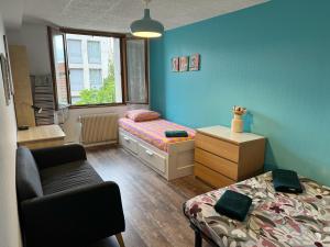 Appartements 09 CHIC & COSY GRAND APPART 4 PIECES 75m2 HYPERCENTRE WIFI SMART TV NETFLIX : photos des chambres