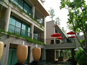 Tara Mantra Cha-Am Resort