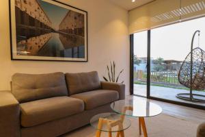 Aldea 3BR Chic Bay Hideaway